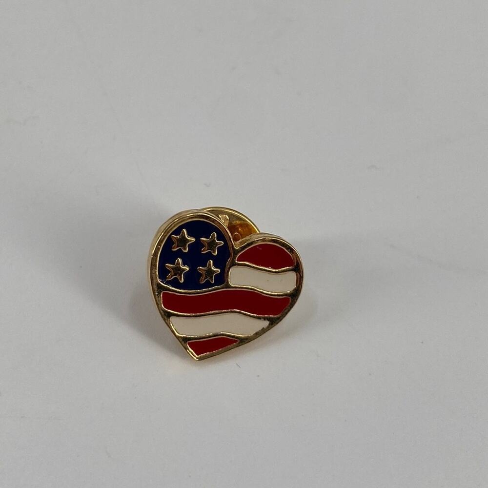 Vintage Avon American flag heart pin